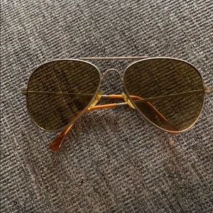 Metal Aviator Sunglasses